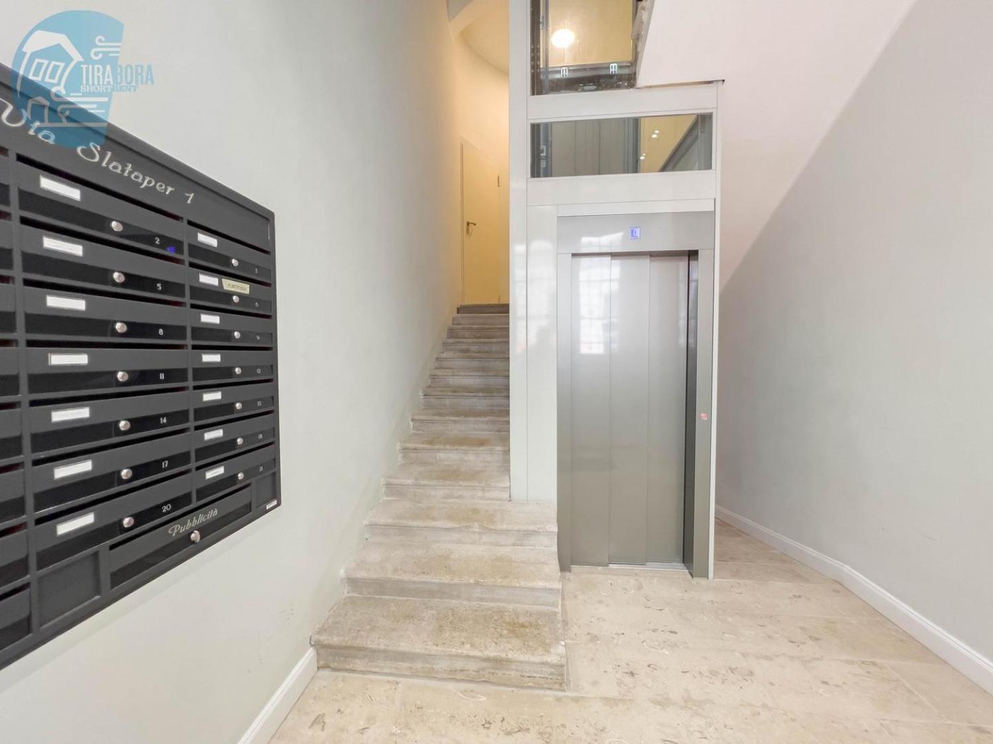 Slataper 11 Tirabora Short Rent Apartment ตรีเอสเต ภายนอก รูปภาพ
