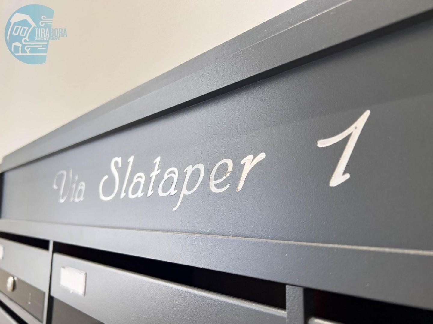 Slataper 11 Tirabora Short Rent Apartment ตรีเอสเต ภายนอก รูปภาพ